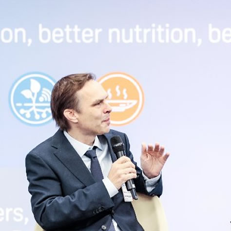 Dr. Frédéric Leroy